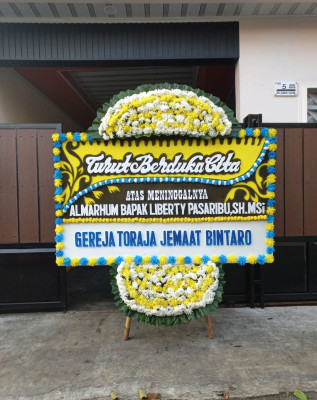 Papan Bunga Duka di Klitren