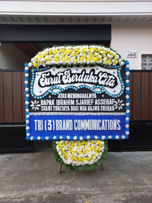 Papan Bunga Duka di Klitren